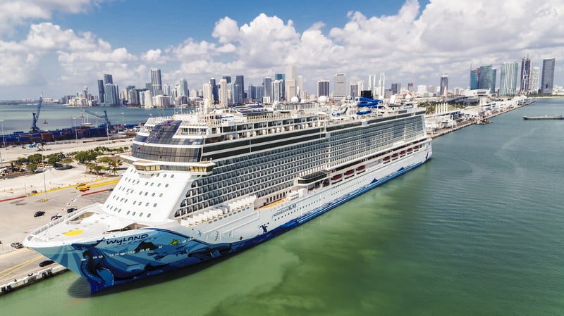 Norwegian Cruise Line Holdings inizierà le crociere di prova negli Stati Uniti a gennaio