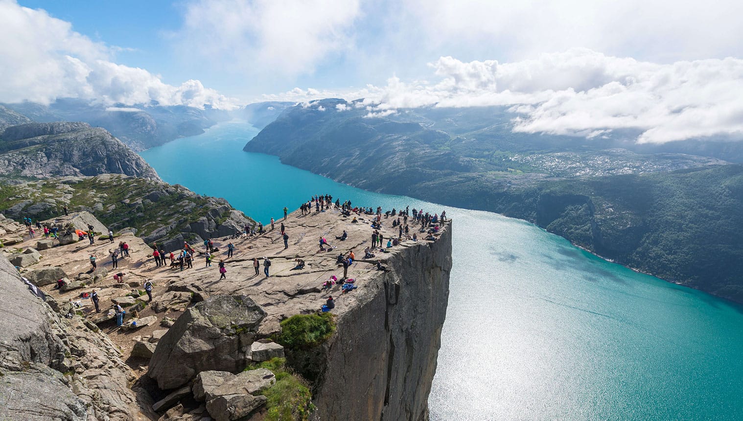 Dove si viaggia a giugno?